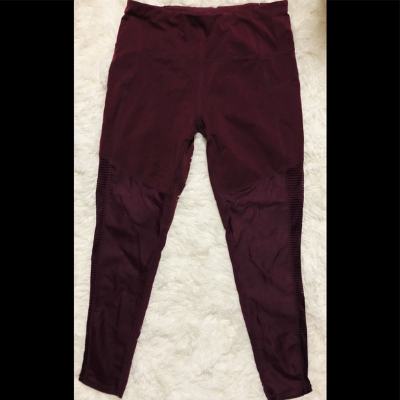 Sweaty Betty Burgundy Leggings Size Small EUC - Picture 5 of 9